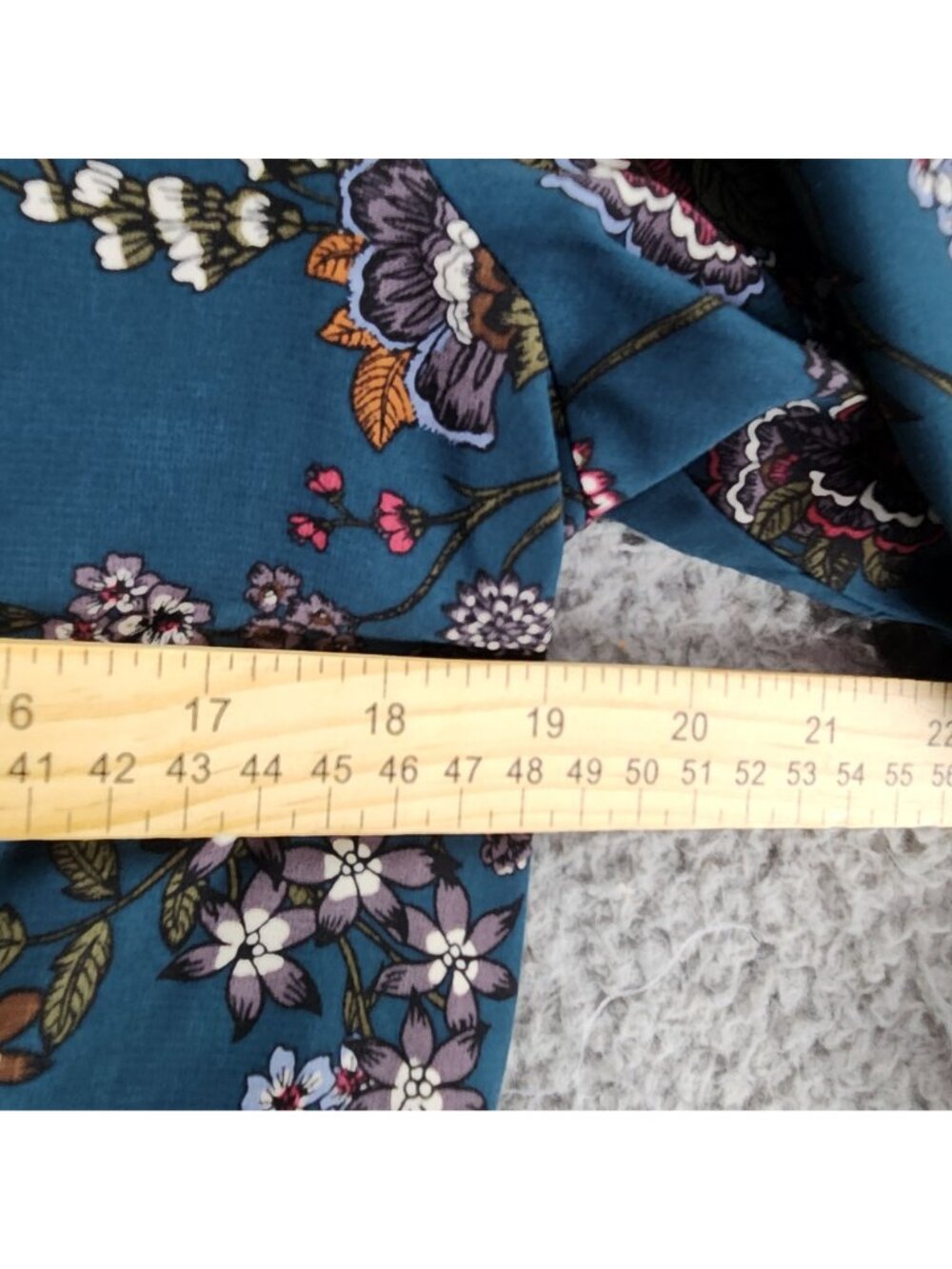 Maurices Top Womens Medium Blue Floral Print Long Sleeve Blouse - Picture 6 of 9